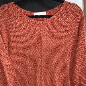 loose knitsweater